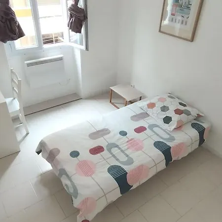 Private In Shared In The Center Of Appartement